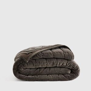 Quince Cotton Velvet Quilt In Greystone Full/Queen